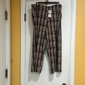 ALFANI woman’s Elements Charcoal Grid pants!